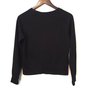H&M Tops - H&M Black crew neck sweatshirt H&M Tops - H&M Black crew neck sweatshirt